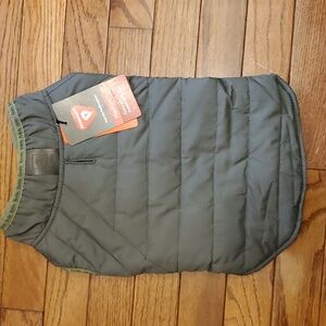 NWT Reddy Puffer Dog Jacket. In Olive. Small